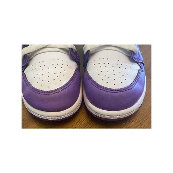 Nike Air Jordan 1 Mid Purple White Youth Sneakers US 2.5Y DQ8424-511 - Picture 8 of 9